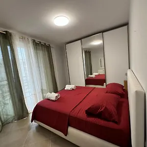 https://apt-md-near-pazari-i-ri.albaniahotels.org